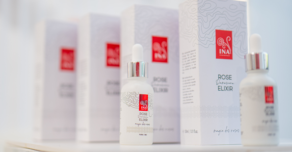 Intenzivni Anti-Age serum za lice s trenutnim učinkom: Vratite mladost svoje kože s Rose Elixir