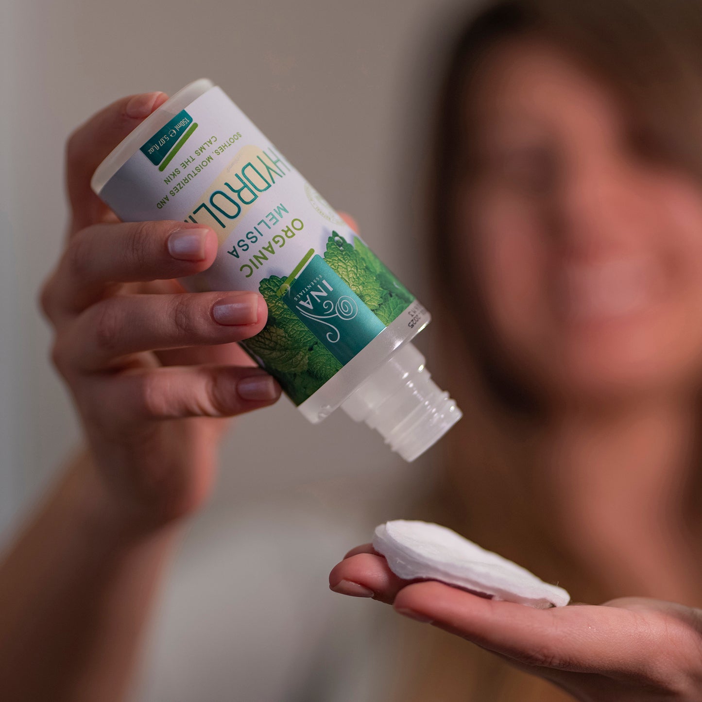 Organski hidrolat - Hydrolina matičnjaka protiv IRITACIJE KOŽE (150ml)